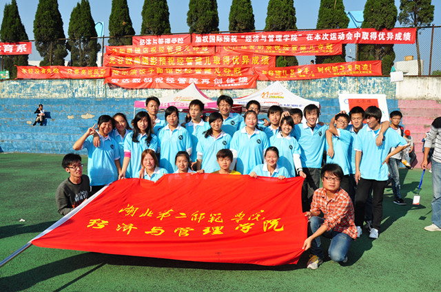 杨德明 摄_副本.jpg