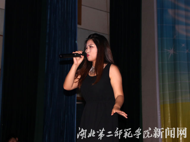 9.学生专业组第三名 何小平.jpg